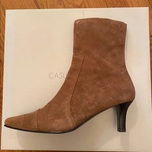 Casual Corner Boots